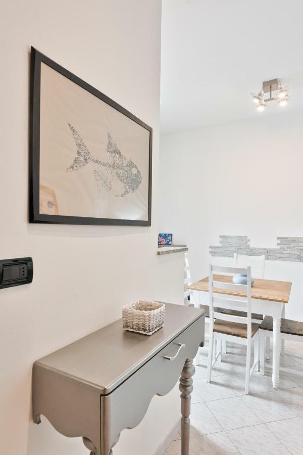 Lungo Dora With Balcony And Panoramic View Apartment Turin